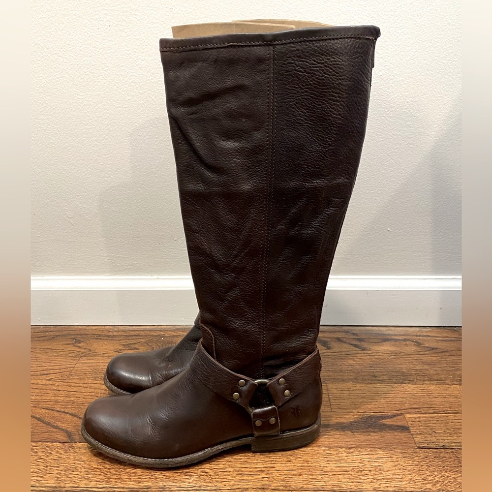 8.5 FRYE Phillip harness tall Dark Brown Extended Calf. Pre-Loved